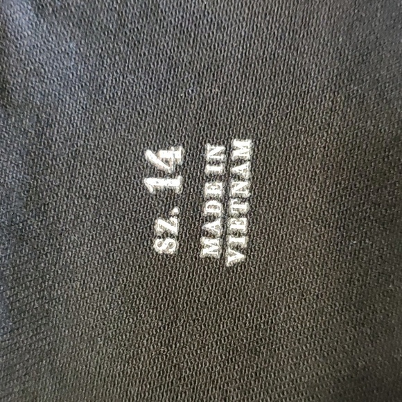 WHITE HOUSE BLACK MARKET, runway denim leggings. Size 14. Flattering style. - Picture 7 of 9